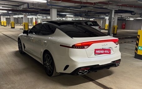 KIA Stinger I, 2022 год, 3 950 000 рублей, 4 фотография