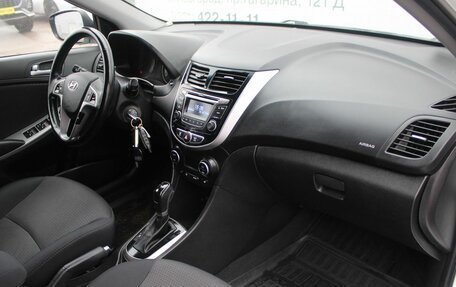 Hyundai Solaris II рестайлинг, 2015 год, 1 249 000 рублей, 11 фотография