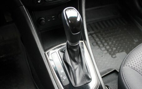 Hyundai Solaris II рестайлинг, 2015 год, 1 249 000 рублей, 15 фотография