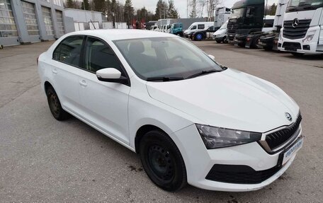 Skoda Rapid II, 2021 год, 1 079 200 рублей, 2 фотография