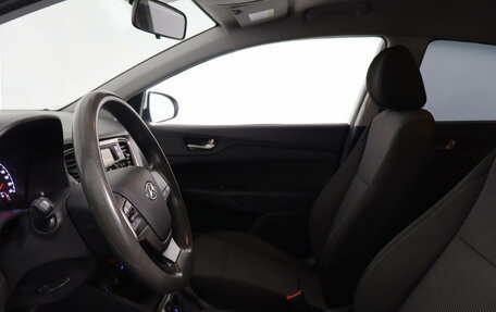 Hyundai Solaris II рестайлинг, 2018 год, 789 000 рублей, 8 фотография