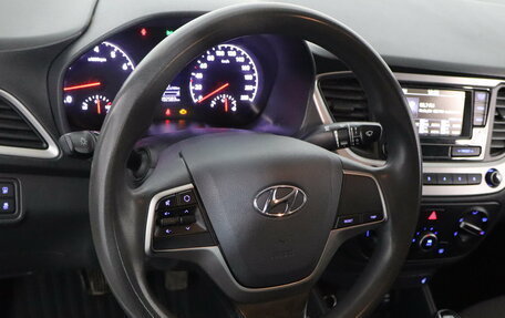 Hyundai Solaris II рестайлинг, 2018 год, 789 000 рублей, 9 фотография