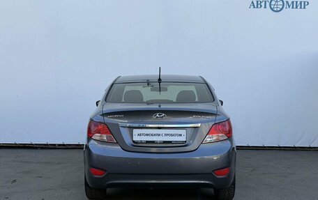 Hyundai Solaris II рестайлинг, 2012 год, 800 000 рублей, 6 фотография
