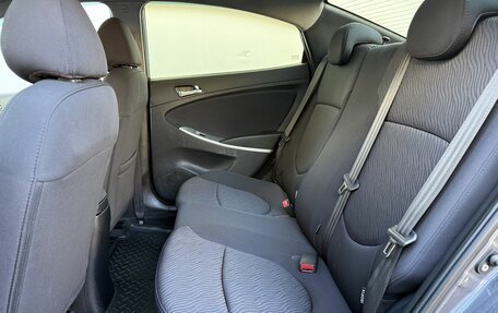 Hyundai Solaris II рестайлинг, 2012 год, 800 000 рублей, 11 фотография