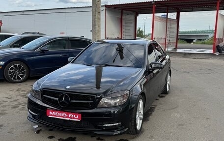 Mercedes-Benz C-Класс, 2010 год, 1 100 000 рублей, 1 фотография