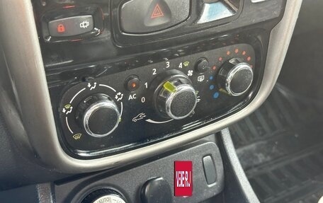 Renault Duster I рестайлинг, 2014 год, 1 140 000 рублей, 14 фотография