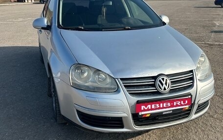 Volkswagen Jetta VI, 2006 год, 450 000 рублей, 3 фотография