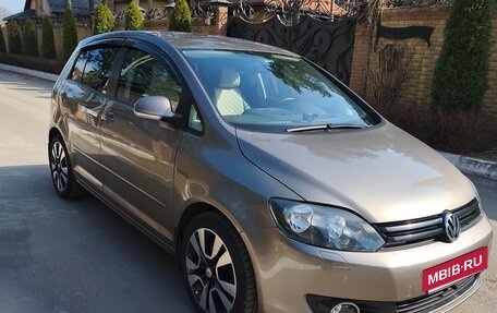 Volkswagen Golf Plus II, 2011 год, 1 350 000 рублей, 2 фотография