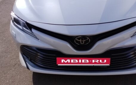 Toyota Camry, 2019 год, 2 650 000 рублей, 7 фотография