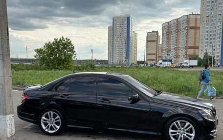Mercedes-Benz C-Класс, 2010 год, 1 100 000 рублей, 3 фотография