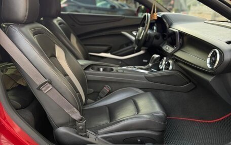 Chevrolet Camaro VI, 2016 год, 2 400 000 рублей, 3 фотография