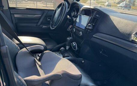 Mitsubishi Pajero IV, 2012 год, 2 000 000 рублей, 4 фотография