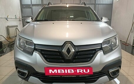 Renault Sandero II рестайлинг, 2019 год, 945 000 рублей, 3 фотография