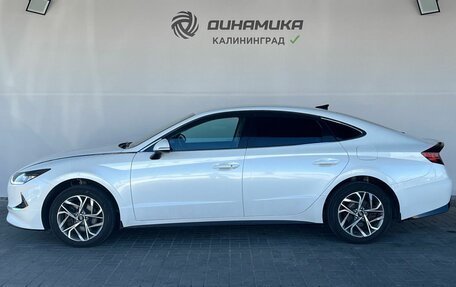 Hyundai Sonata VIII, 2021 год, 2 380 000 рублей, 2 фотография