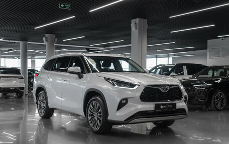 Toyota Highlander, 2025 год, 5 690 000 рублей, 2 фотография