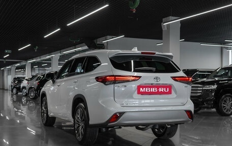 Toyota Highlander, 2025 год, 5 690 000 рублей, 4 фотография