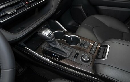 Toyota Highlander, 2025 год, 5 690 000 рублей, 16 фотография