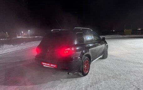 Mitsubishi Outlander III рестайлинг 3, 2006 год, 750 000 рублей, 10 фотография
