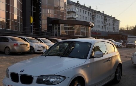 BMW 1 серия, 2011 год, 735 000 рублей, 1 фотография