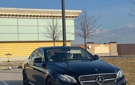 Mercedes-Benz E-Класс, 2016 год, 3 800 000 рублей, 3 фотография