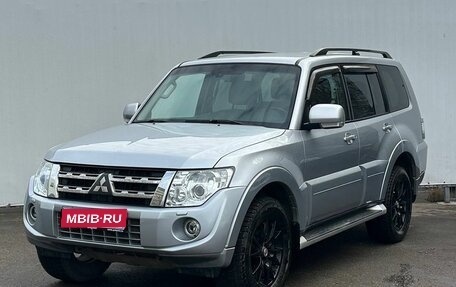 Mitsubishi Pajero IV, 2014 год, 2 850 000 рублей, 1 фотография