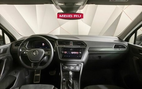 Volkswagen Tiguan II, 2019 год, 2 895 000 рублей, 14 фотография