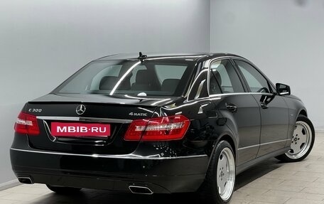 Mercedes-Benz E-Класс, 2012 год, 1 785 000 рублей, 4 фотография