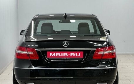 Mercedes-Benz E-Класс, 2012 год, 1 785 000 рублей, 3 фотография
