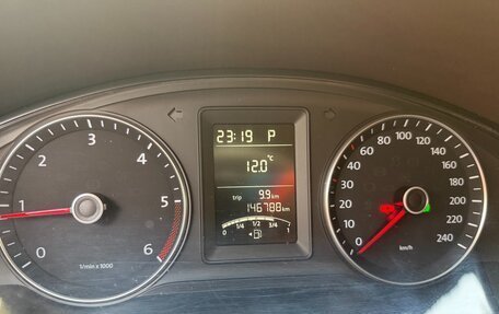 Volkswagen Caravelle T5, 2014 год, 2 200 000 рублей, 14 фотография