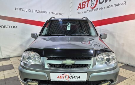 Chevrolet Niva I рестайлинг, 2011 год, 496 000 рублей, 2 фотография