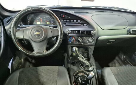 Chevrolet Niva I рестайлинг, 2011 год, 496 000 рублей, 10 фотография