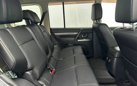 Mitsubishi Pajero IV, 2014 год, 2 850 000 рублей, 14 фотография