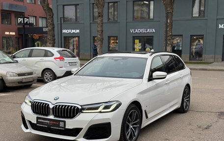 BMW 5 серия, 2025 год, 8 660 000 рублей, 6 фотография