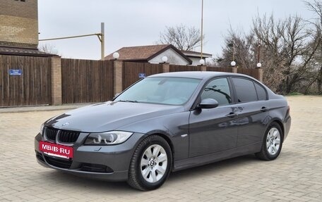 BMW 3 серия, 2005 год, 750 000 рублей, 2 фотография