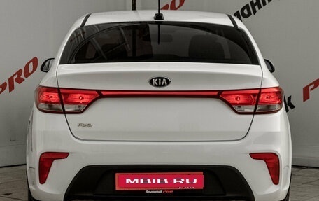 KIA Rio IV, 2017 год, 1 360 000 рублей, 6 фотография
