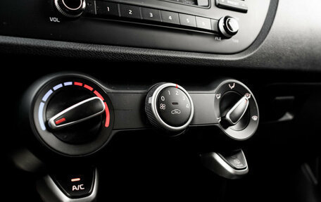 KIA Rio IV, 2017 год, 1 360 000 рублей, 17 фотография