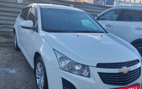 Chevrolet Cruze II, 2013 год, 880 000 рублей, 2 фотография