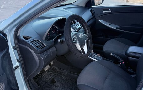 Hyundai Solaris II рестайлинг, 2011 год, 640 000 рублей, 9 фотография