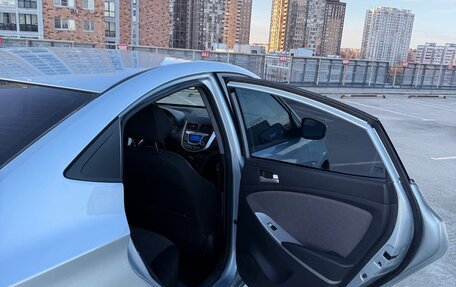 Hyundai Solaris II рестайлинг, 2011 год, 640 000 рублей, 11 фотография