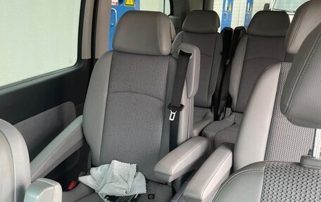 Mercedes-Benz Viano, 2011 год, 2 200 000 рублей, 5 фотография