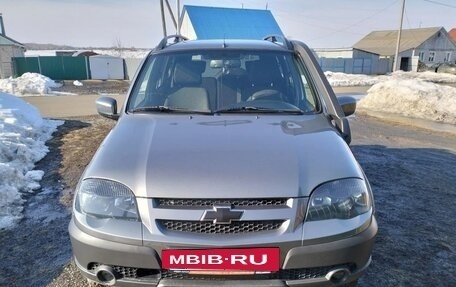 Chevrolet Niva I рестайлинг, 2018 год, 950 000 рублей, 7 фотография