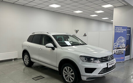 Volkswagen Touareg III, 2015 год, 2 890 000 рублей, 3 фотография