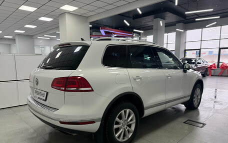 Volkswagen Touareg III, 2015 год, 2 890 000 рублей, 4 фотография