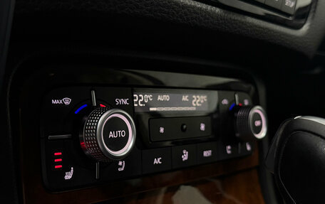 Volkswagen Touareg III, 2015 год, 2 890 000 рублей, 11 фотография