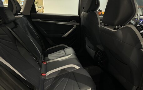 Geely Atlas, 2025 год, 3 760 990 рублей, 6 фотография