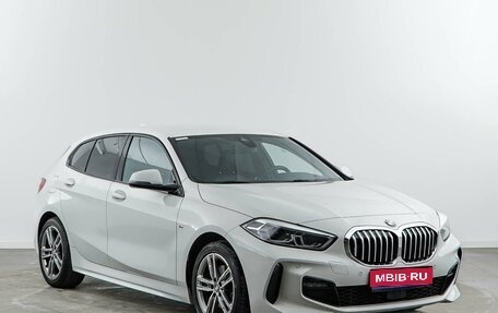 BMW 1 серия, 2021 год, 3 249 050 рублей, 1 фотография