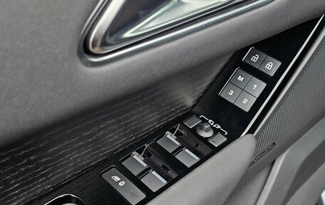 Land Rover Range Rover Velar I, 2023 год, 8 000 000 рублей, 14 фотография