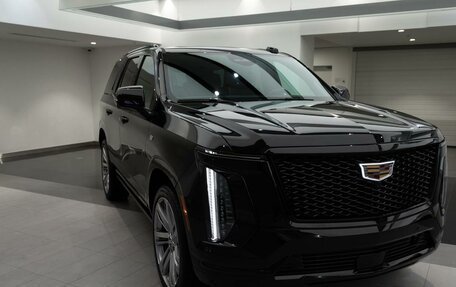 Cadillac Escalade V, 2025 год, 21 770 900 рублей, 2 фотография