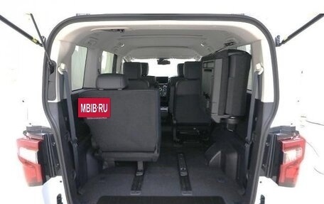 Mitsubishi Delica D:5 I, 2023 год, 2 900 999 рублей, 10 фотография