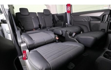 Mitsubishi Delica D:5 I, 2023 год, 2 900 999 рублей, 12 фотография